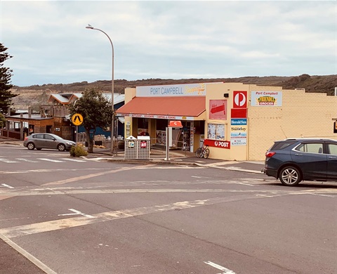 Photo of current parking at the General Store - Port Campbell.jpg